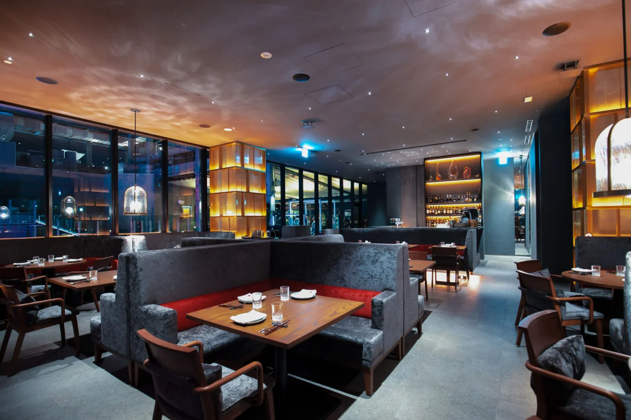 CÉ LA VI TOKYO RESTAURANT & SKY BAR・店内